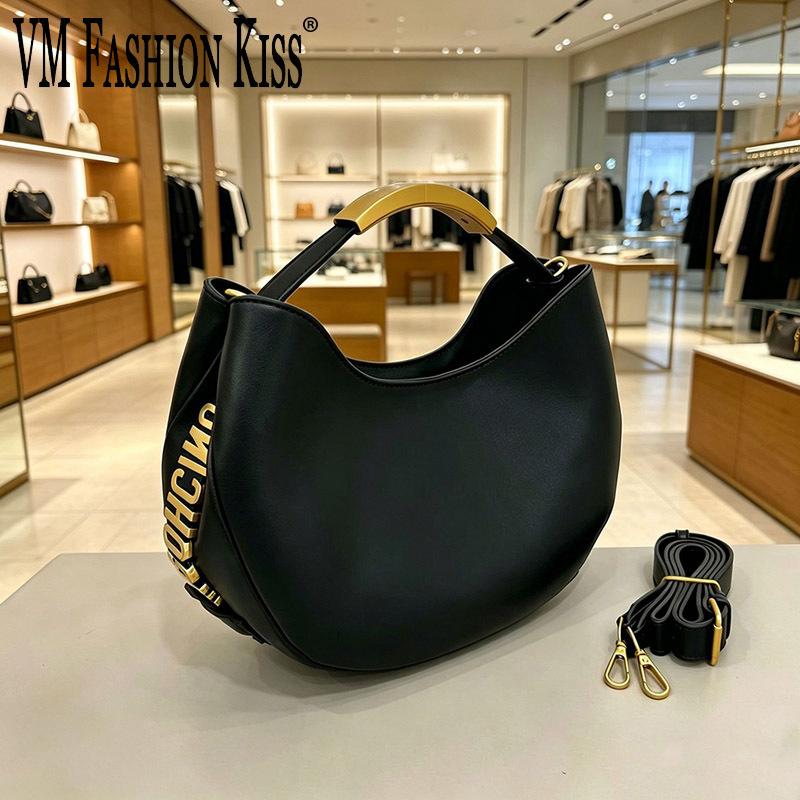 Women Bags Golden - กระเป๋าถือทรงถังแบบมีเชือกผูกสำหรับผู้หญิง ลายตัวอักษรสีทอง ดีไซน์หรูหรา ปิดได้แน่นหนา ความจุกว้างขวาง ทันสมัย