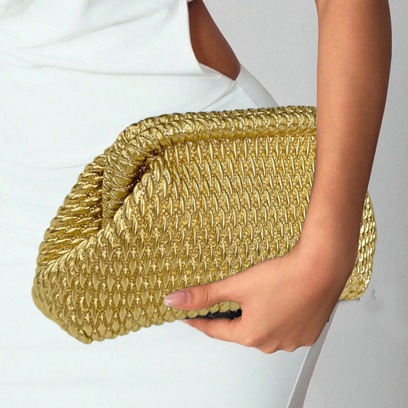 กระเป๋าคลัทช์งานทอมือสุดหรูประ - Women Bags 2026 Trends บทวิจารณ์และราคา