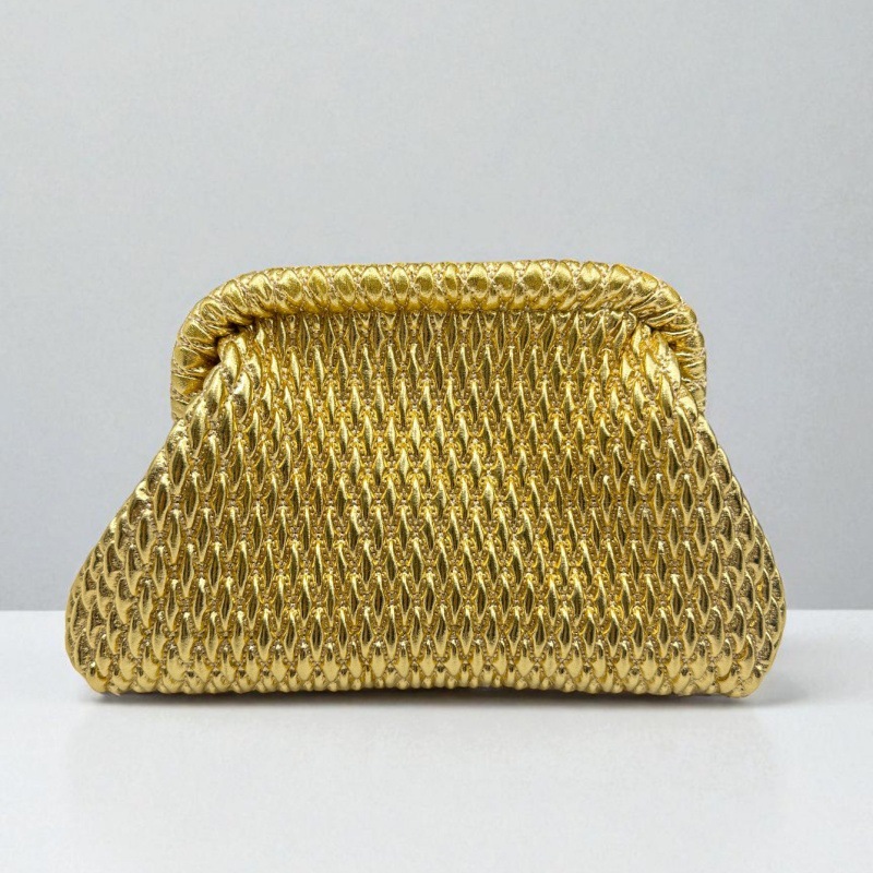 กระเป๋าคลัทช์งานทอมือสุดหรูประ - Women Bags 2026 Trends บทวิจารณ์และราคา